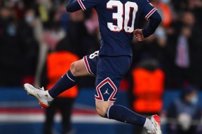 雷竞技官方网站德甲倒计时，巴黎圣日耳曼关键时刻调整名单，细节引发关注，媒体盛赞，球队文化再被提及的简单介绍