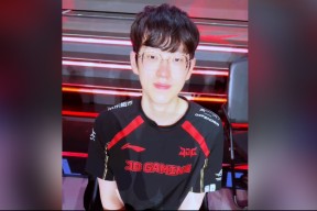 雷竞技电竞Scout在DWG比赛中绝杀，关键助攻引发热议！(scout lpl)